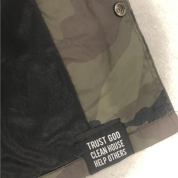 Grateful Premium Quality Camo Jacket Windbreaker “Stay Humble Hustle Hard” - Picture 9 of 9